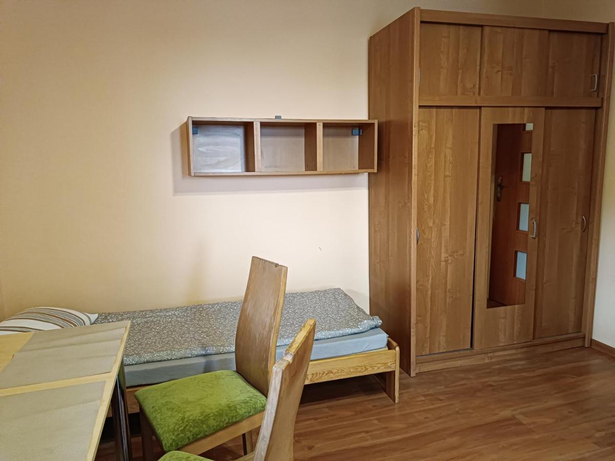 Hostel Sunrise Liwska Varsovia Exterior foto
